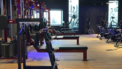 Kombinierter Bereich für Kraft- und Cardiotraining Kraft- und Cardiozone